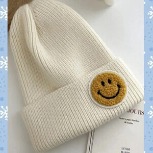 Beanie Smiley Face Unisex Hat Vintage White OS